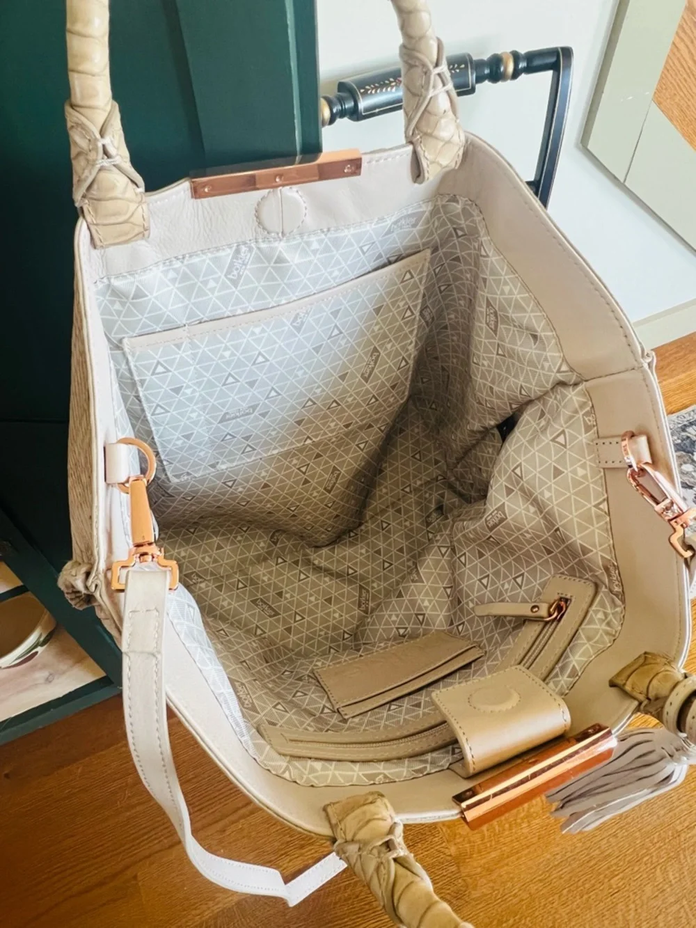 Botkier New York Tan Leather Croc Embossed Tote Bag Tassel